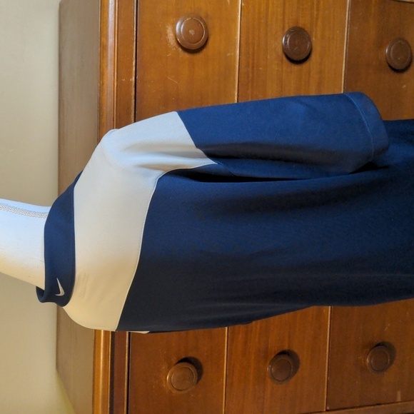 NIKE GOLF DRY FIT NAVY BLUE POLO - Picture 8 of 9